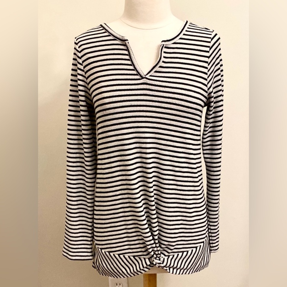Sonoma Goods For Life White Black Striped M Casual Chic Front Knot Thermal Top - Picture 1 of 10